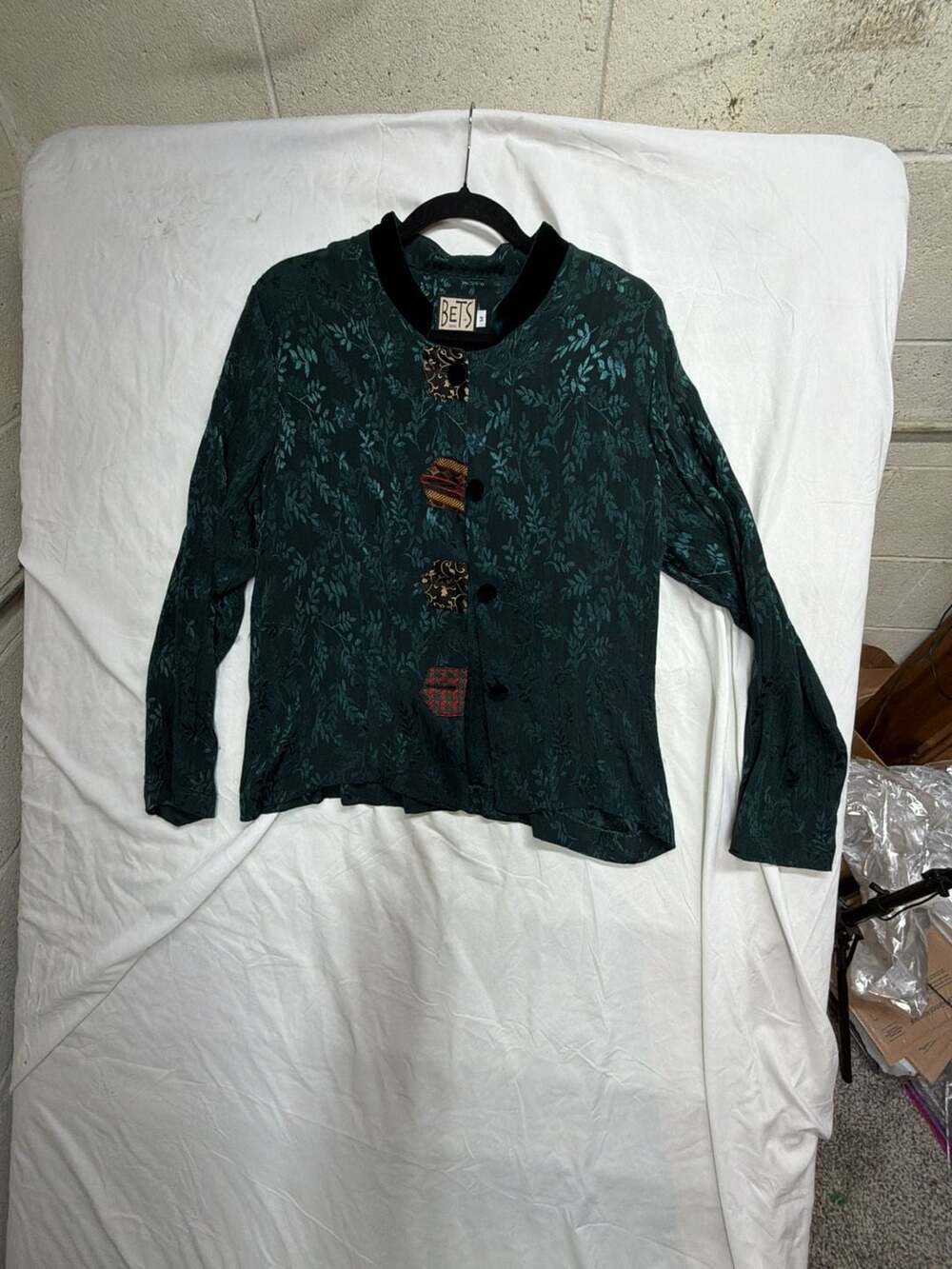 Bets by Canvasbacks Forest Green Floral Jacquard Velvet Trim Button Front Jacket